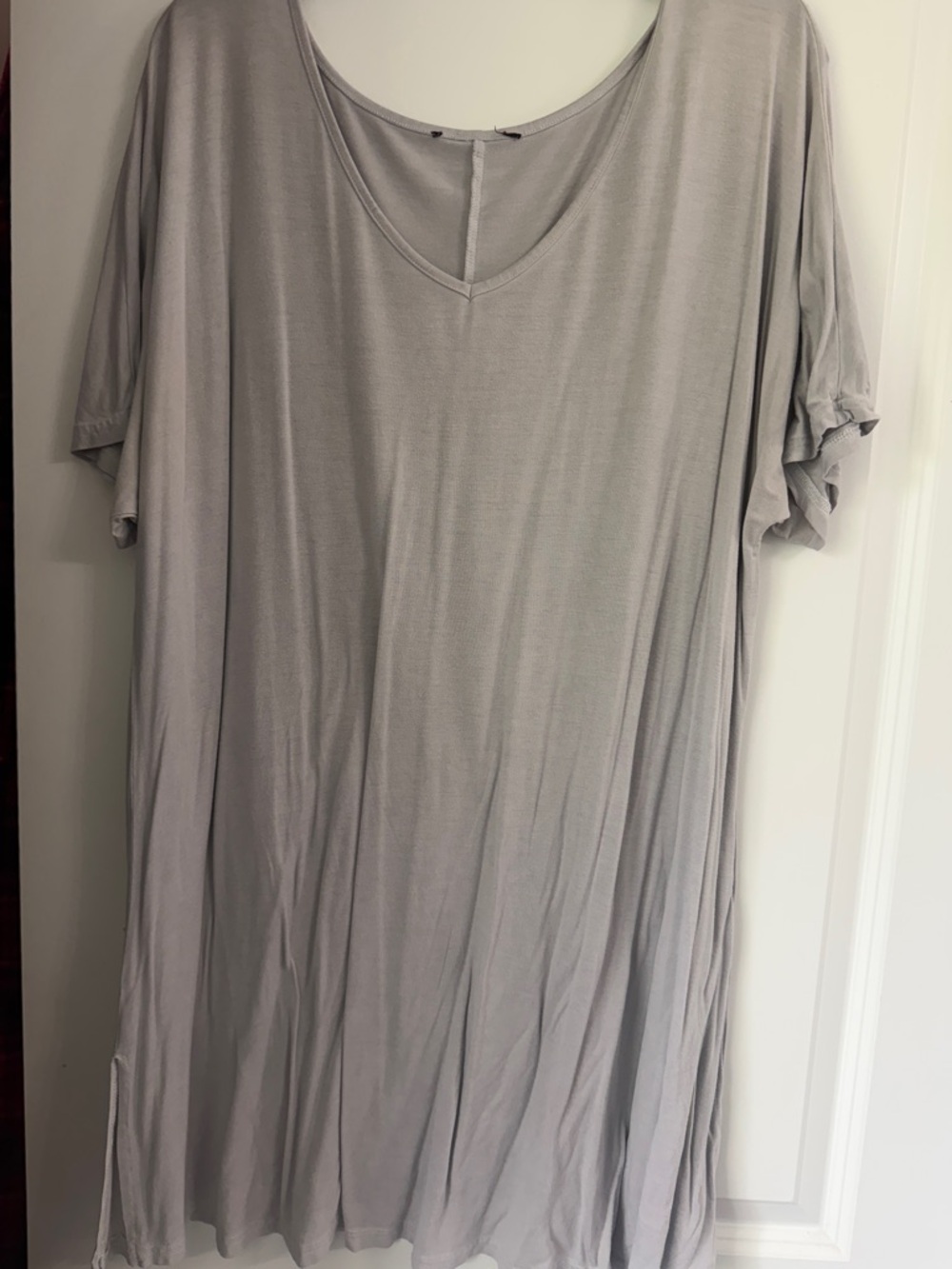 Source Unknown Gray Scoop Neck Tunic Top